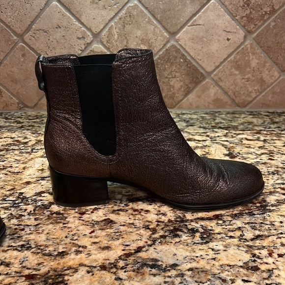 Naturalizer Dallas Bronze Metallic Chelsea Boots Size 9.5 - Picture 6 of 12